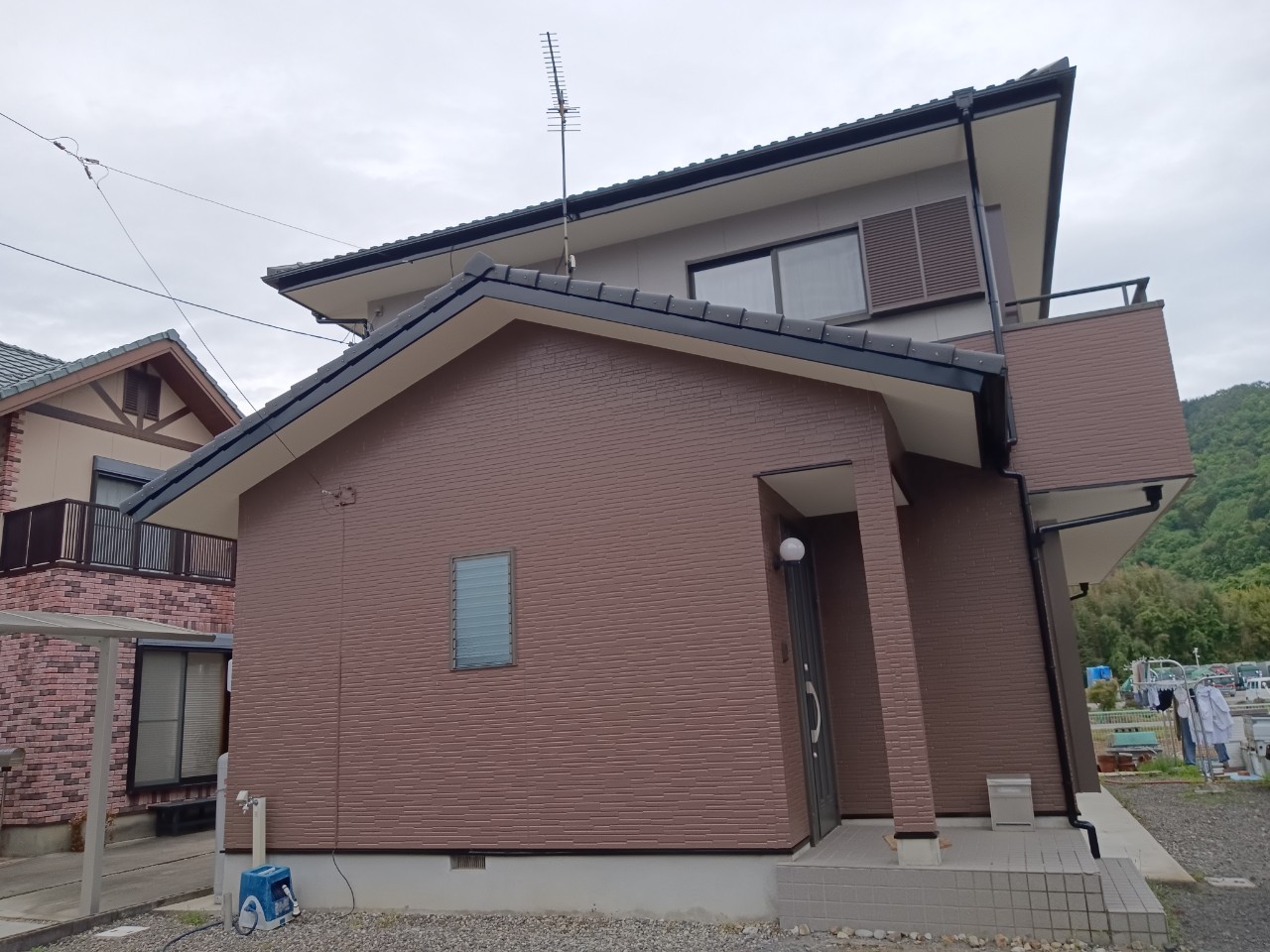 美濃加茂市 外壁塗装 塗装の日成 屋根ガルバ葺き替え リフォーム 防水工事