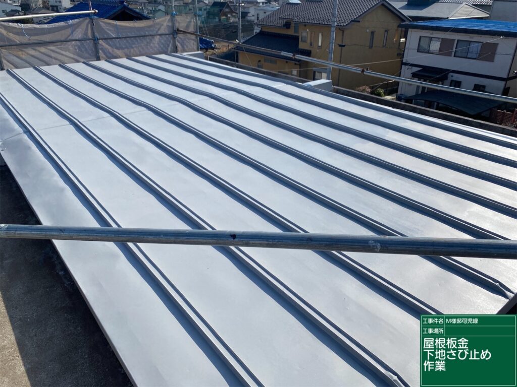 可児市 外壁塗装　塗装の日成　屋根ガルバ葺き替え　リフォーム　防水工事
